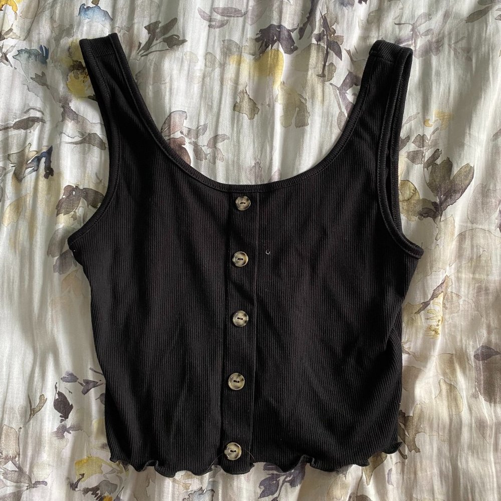 S Button Cropped Tank